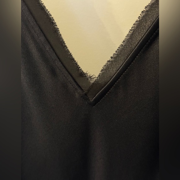 Frame Sm Petite Satin Long Tank Black - Picture 5 of 9